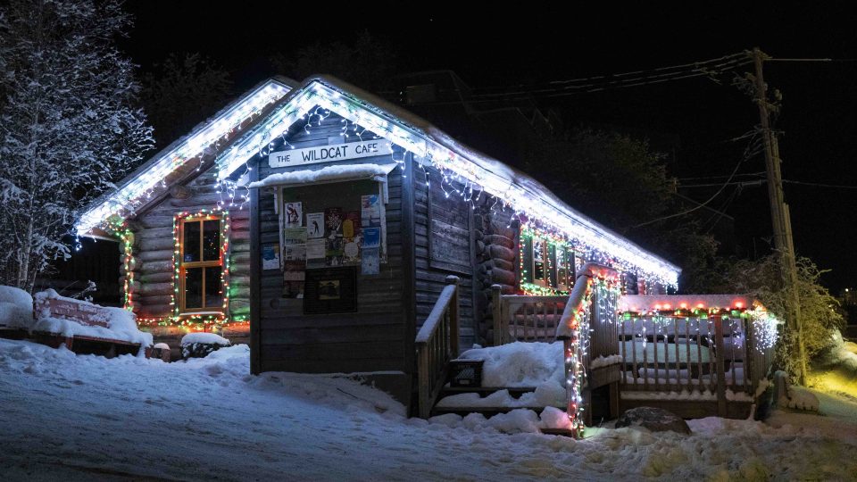 Yellowknife Christmas lights: A very Wildcat Christmas