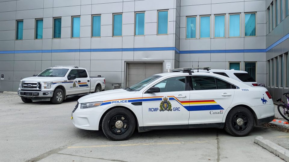 A file photo of RCMP vehicles outside the Yellowknife detachment