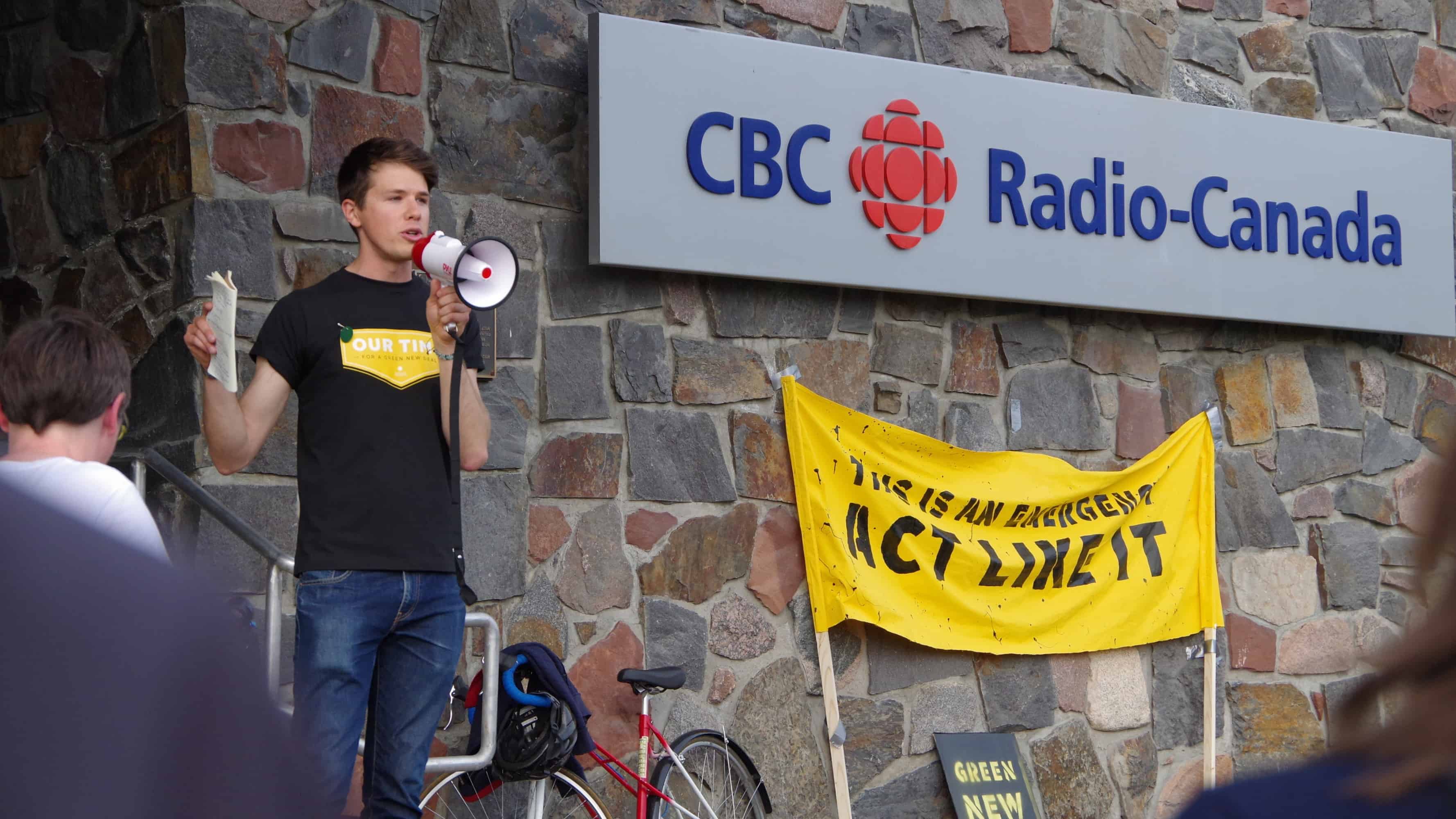 Thomas Gagnon-van Leeuwen spoke to a crowd of 30 outside the CBC's Yellowknife studios on July 17, 2019