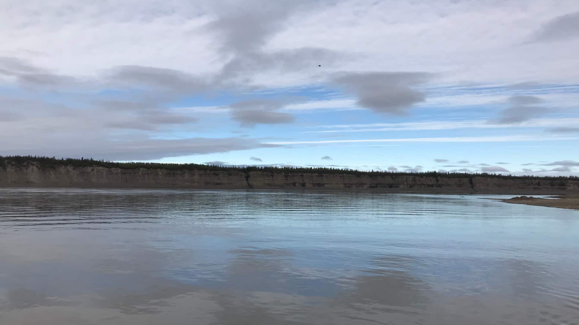 Mackenzie River on the crossing to Tsiigehtchic