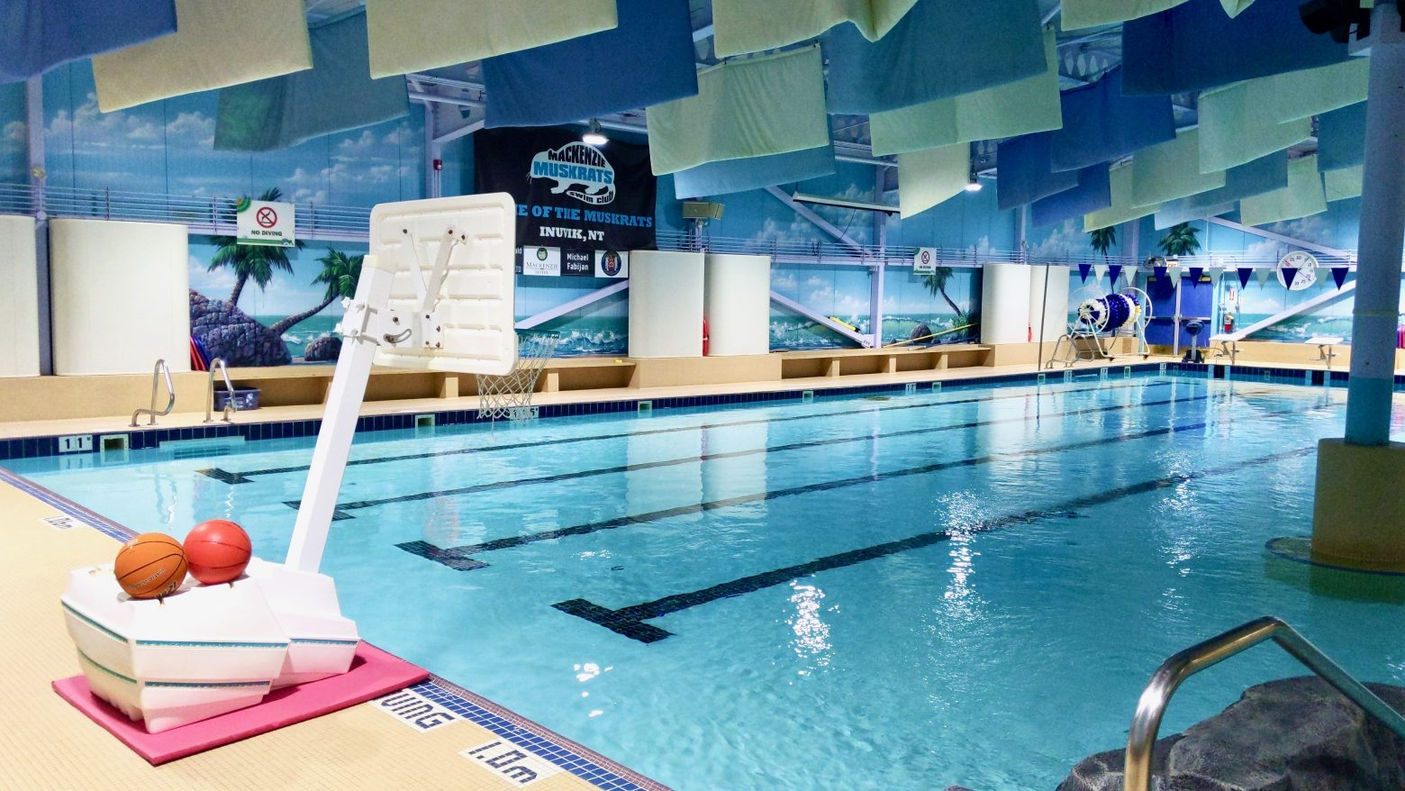 Inuvik says it’s keeping pool closed for months to fix issues