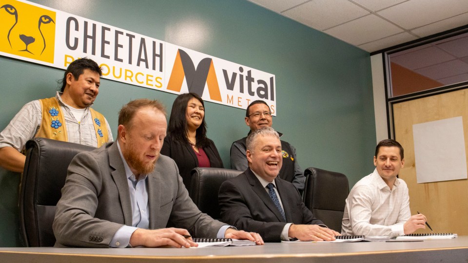 The signing of an agreement related to mining at the Nechalacho rare earths site