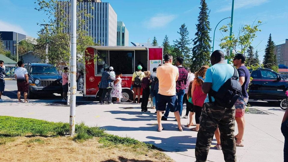 A line up at the Mantle food truck shared by the owners to Facebook in 2021.