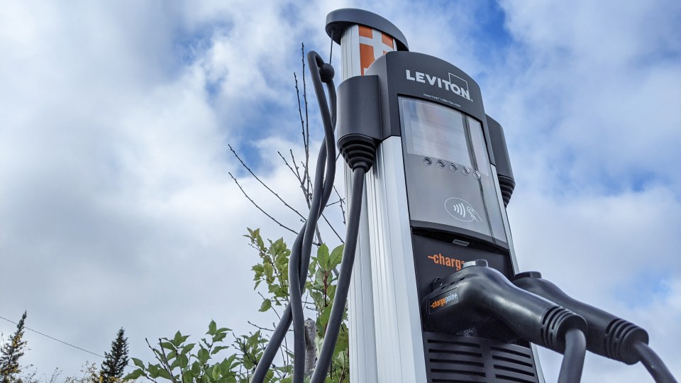 An electric vehicle charging station in Yellowknife in September 2021. Sarah Pruys/Cabin Radio