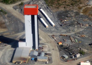 An aerial view of the Robertson Headframe and part of the Con Mine site in 2006