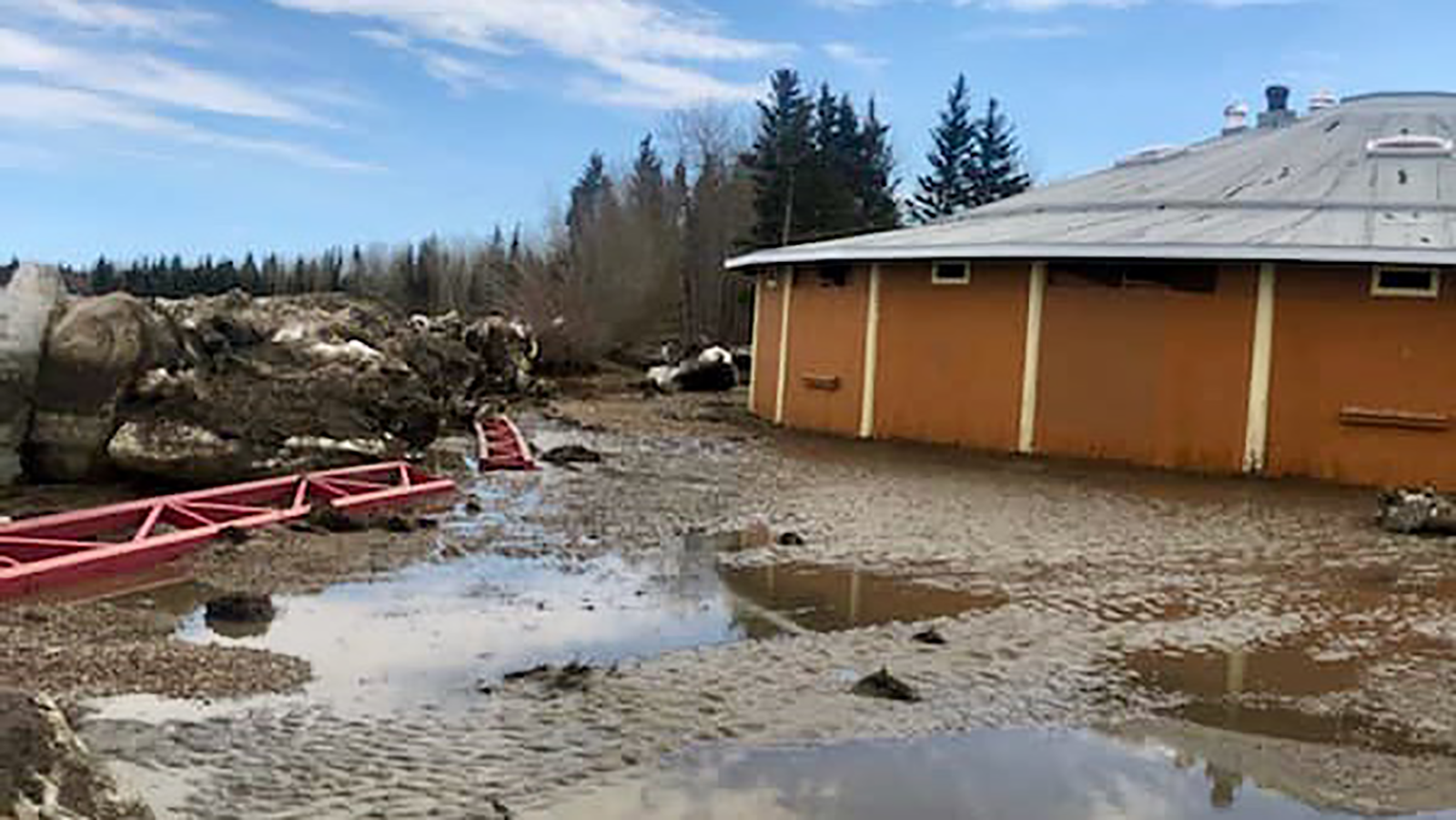The aftermath of flooding on the Kátł’odeeche First Nation reserve