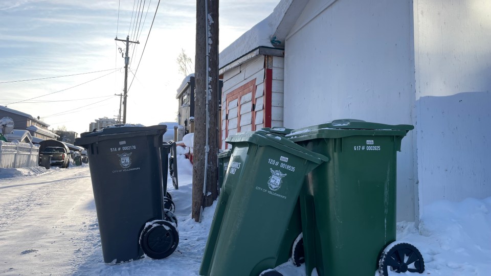 Organics in green bins aren't being collected during the municipal strike and lockout