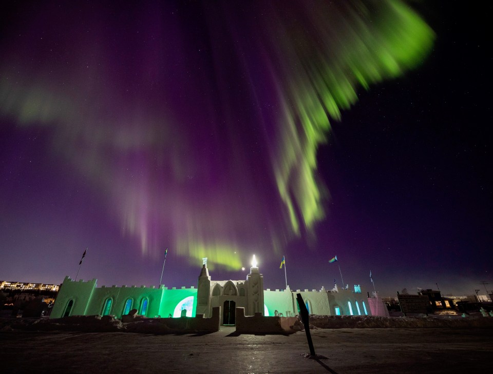 The northern lights over Yellowknife snow sculptures on March 23, 2023. Photo: billbradenphoto