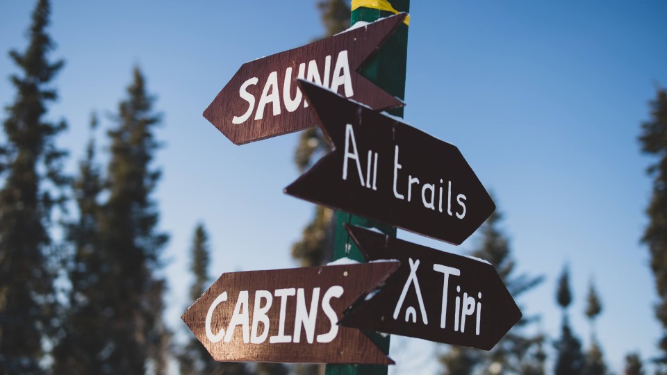Signage at Blachford Lake Lodge in March 2021. Sarah Pruys/Cabin Radio