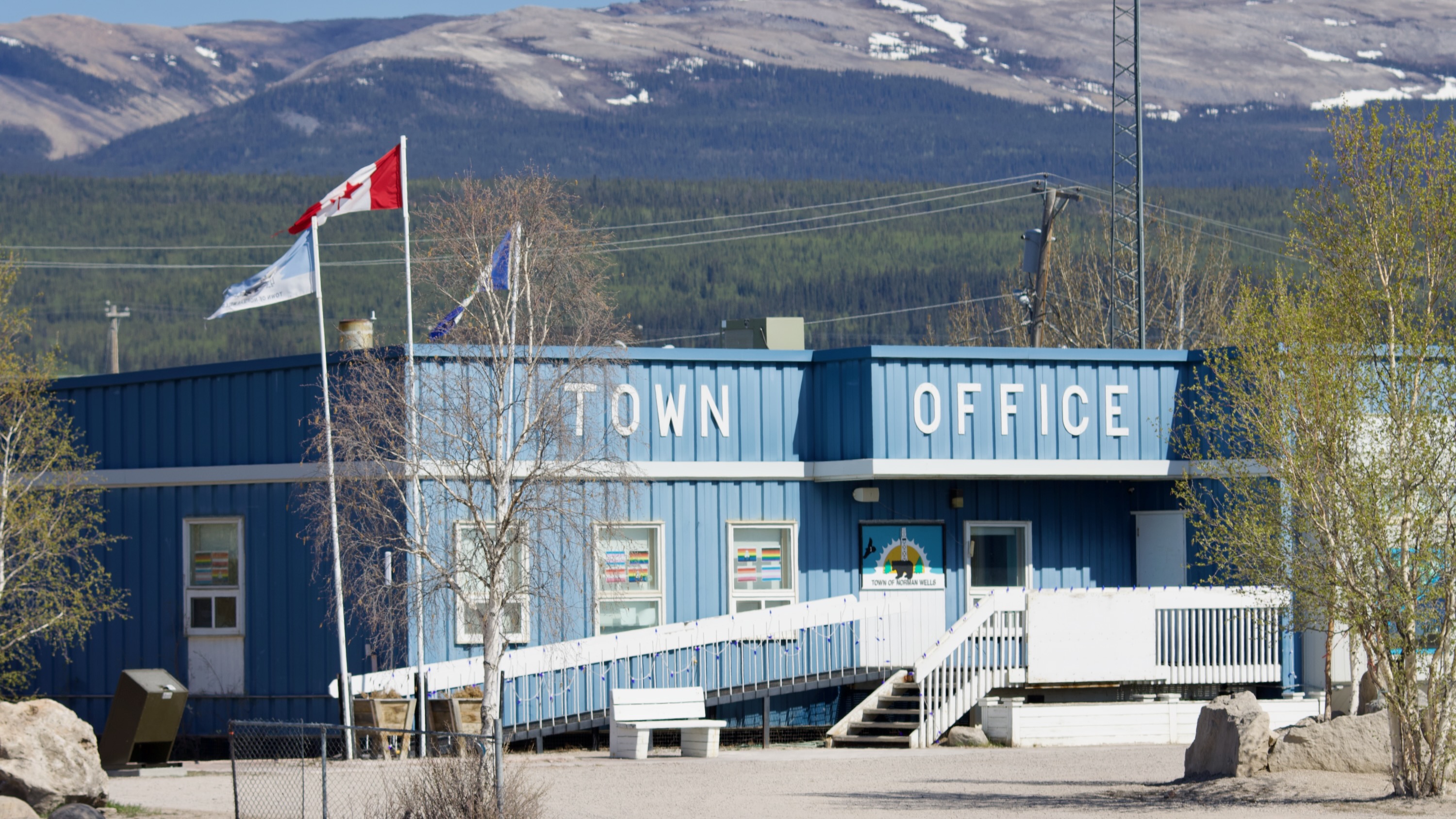 The town office in Norman Wells. Chloe Williams/Cabin Radio