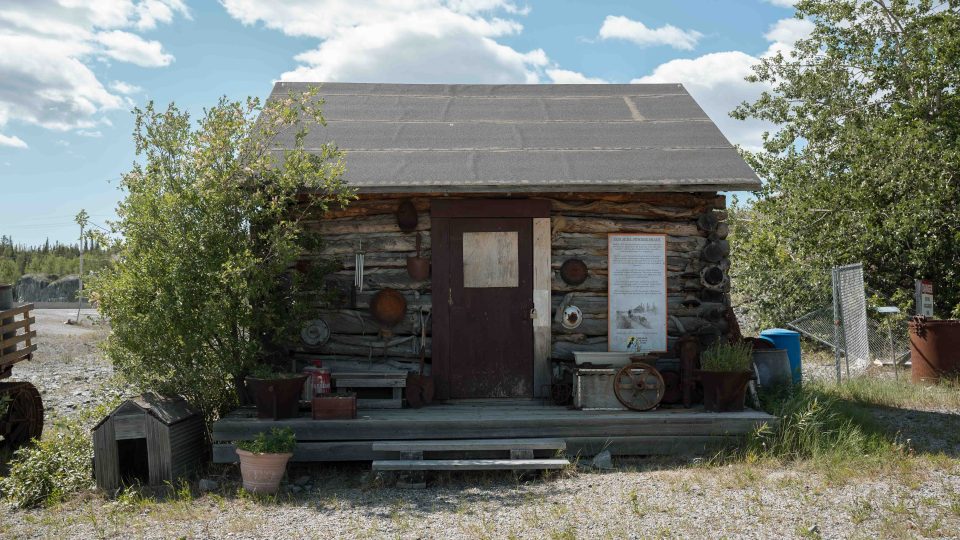 The former Con Mine Powder Shack, used for storing explosives, now lives outside the Yellowknife Historical Museum. Sarah Pruys/Cabin Radio