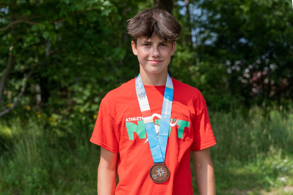 Kohl McDonald with the NWT's first medal of NAIG 2023. Emmanuel Ramos/Team NT