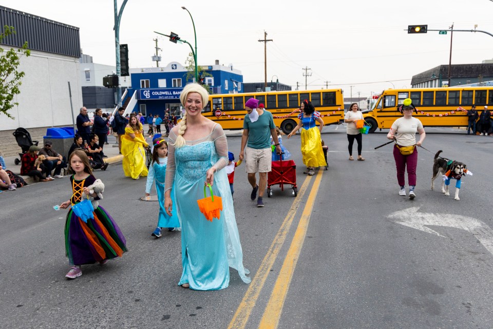 The Boreal Kids Co entry, led by Lyric Sandhals, in full princess mode.