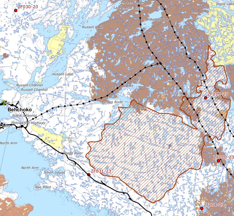 A GNWT map shows the area burned by fire ZF015, shaded in red, east of Behchokǫ̀ and near to Highway 3's black line.