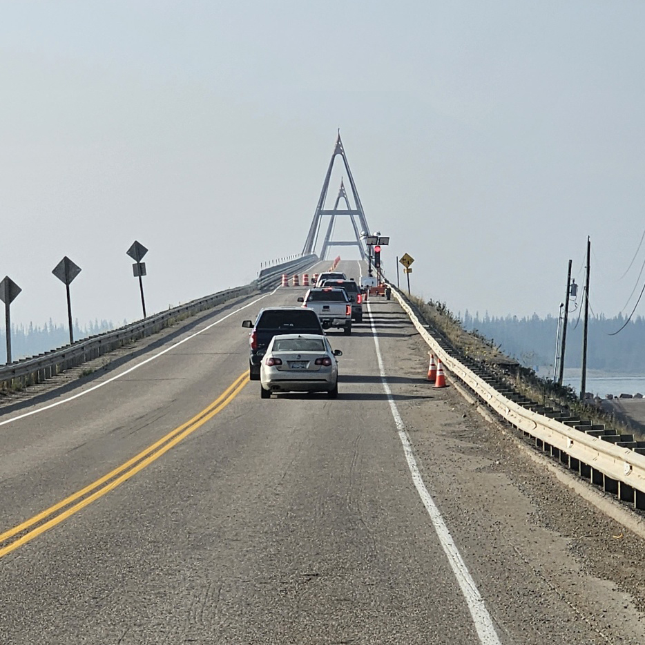 Vehicles cross the Deh Cho bridge on August 16, 2023. Photo: Lea Barbosa-Leclerc