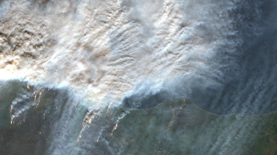 A screengrab of the Hay River fire on August 25, 2023. Photo: Sentinel Hub Playground