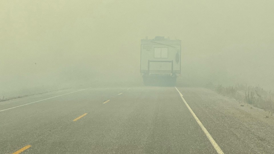 The smoke was thick during some parts of the evacuation out of Yellowknife on August 16, 2023. Photo: Maria Leppanen
