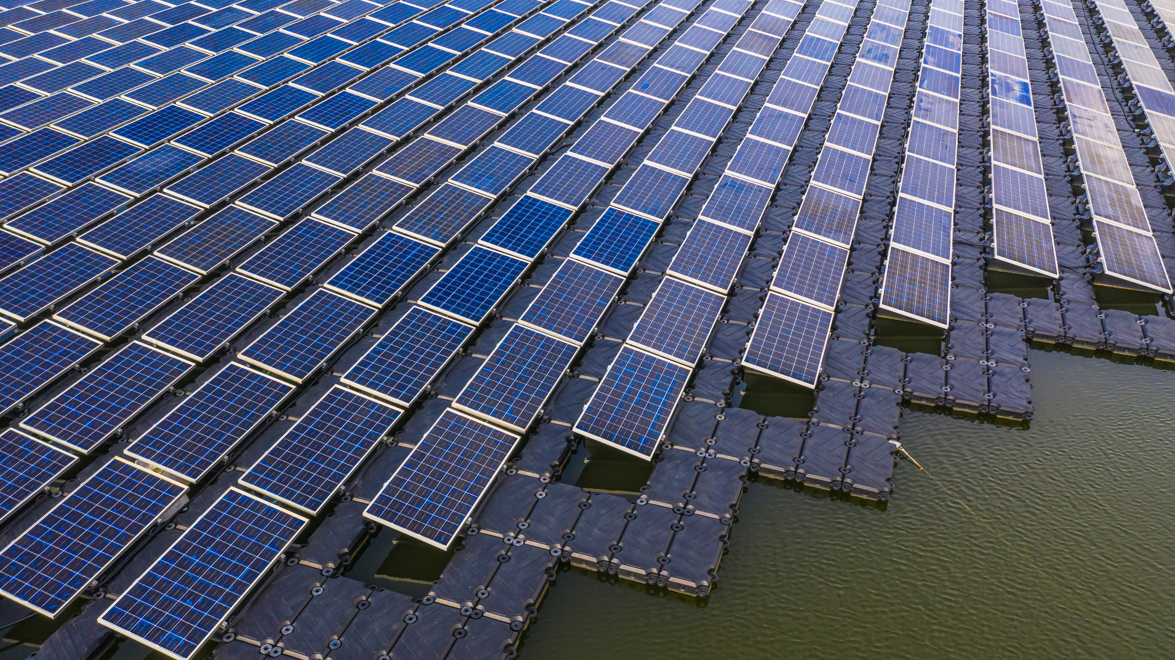 米軍　実物　IRIS SOLAR PANEL ソーラーシステム　3C 送料無料 ソーラーパネル ソーラーチャージャー ポータブル電源用 ISP-A100M-H