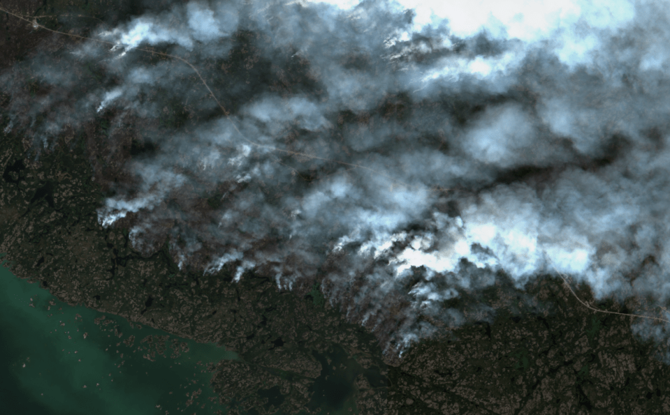 A wildfire burns west of Yellowknife in a Sentinel-2 satellite image on August 16, 2023.
