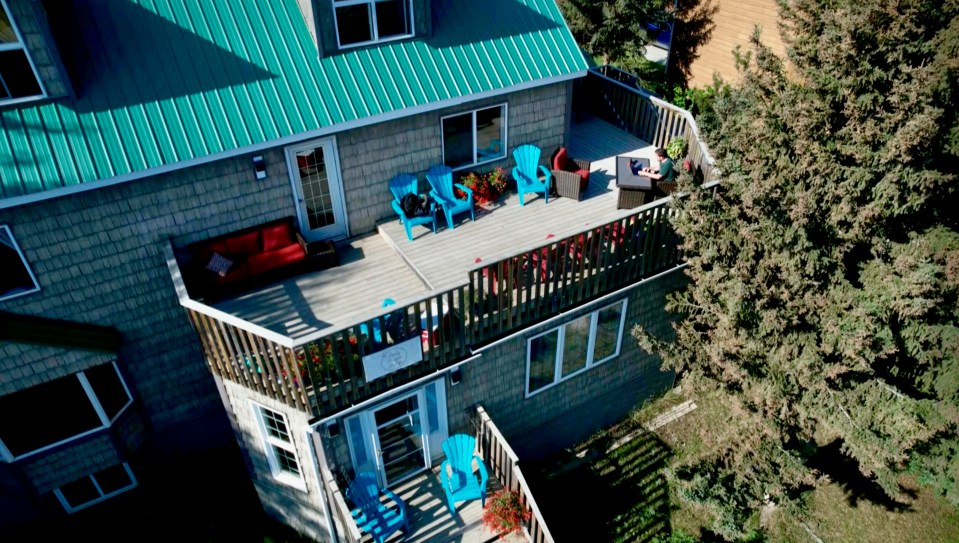 Ollie at work on the deck of Lady Slipper Lodge. Photo: Submitted