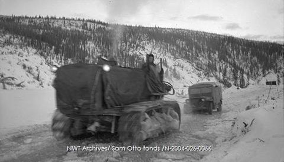Work on the Canol Road in 1943. NWT Archives/Sam Otto fonds/N-2004-026: 0066