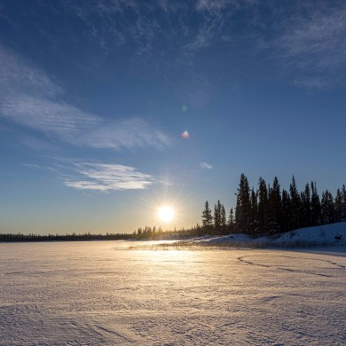 Frozen Hay Lake, northeast of Yellowknife. Ollie Williams/Cabin Radio