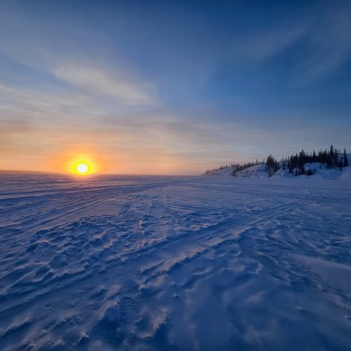 Ice on Great Slave Lake on the morning of January 7, 2024. Ollie Williams/Cabin Radio