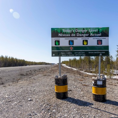 A wildfire danger level notice board along Highway 3. Ollie Williams/Cabin Radio
