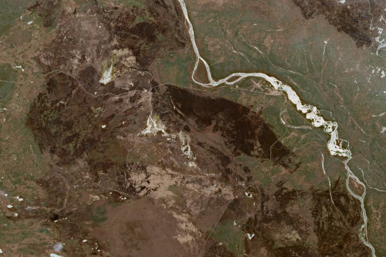 A Copernicus Sentinel-2 satellite image of the burn area around Fort Smith, as seen in early May 2024.