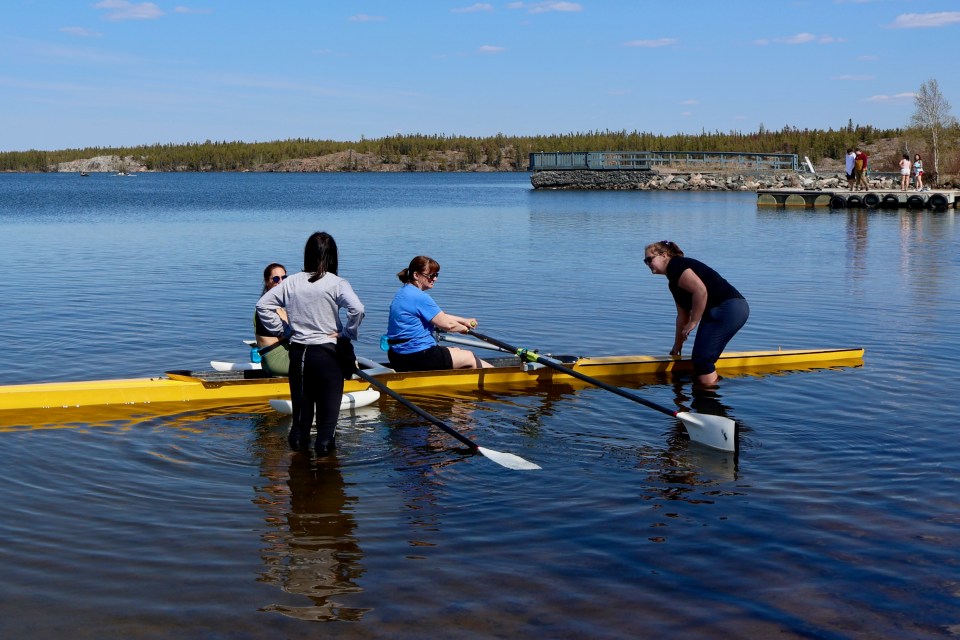 Getting to grips with a rowing shell. Elke Sorensen/Cabin Radio