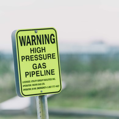 A gas pipeline sign in Inuvik. Sarah Pruys/Cabin Radio