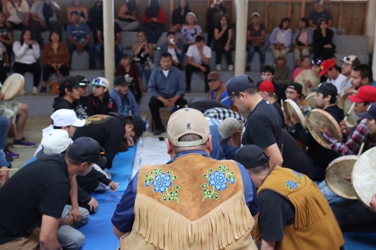 Action from a Kátł’odeeche First Nation hand game tournament in early August 2024. Kaylee Nitsiza/Cabin Radio