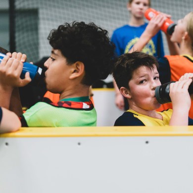 A drinks break. Sarah Pruys/NWT Soccer