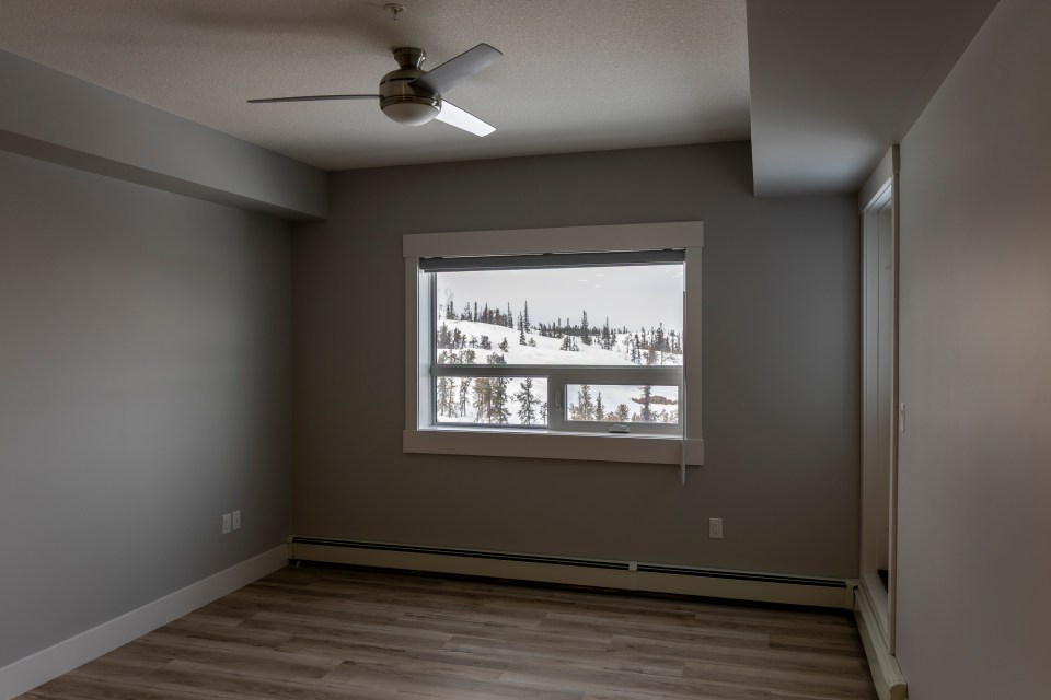 A room inside The View, a Yellowknife apartment building. Ollie Williams/Cabin Radio