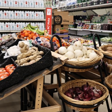 Food on sale in Norman Wells in May 2025. Aastha Sethi/Cabin Radio
