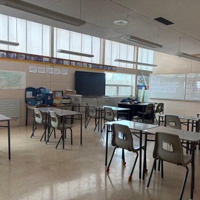 A classroom at a school in the Sahtu community of Tulita. Aastha Sethi/Cabin Radio