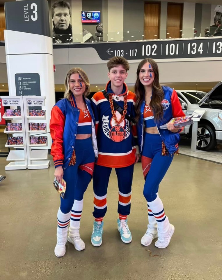 Kelsey also sent us this shot of 15-year-old Oilers fan Dawson King, centre.