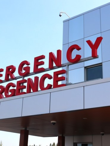 The emergency department entrance at Stanton Territorial Hospital. Emily Blake/Cabin Radio
