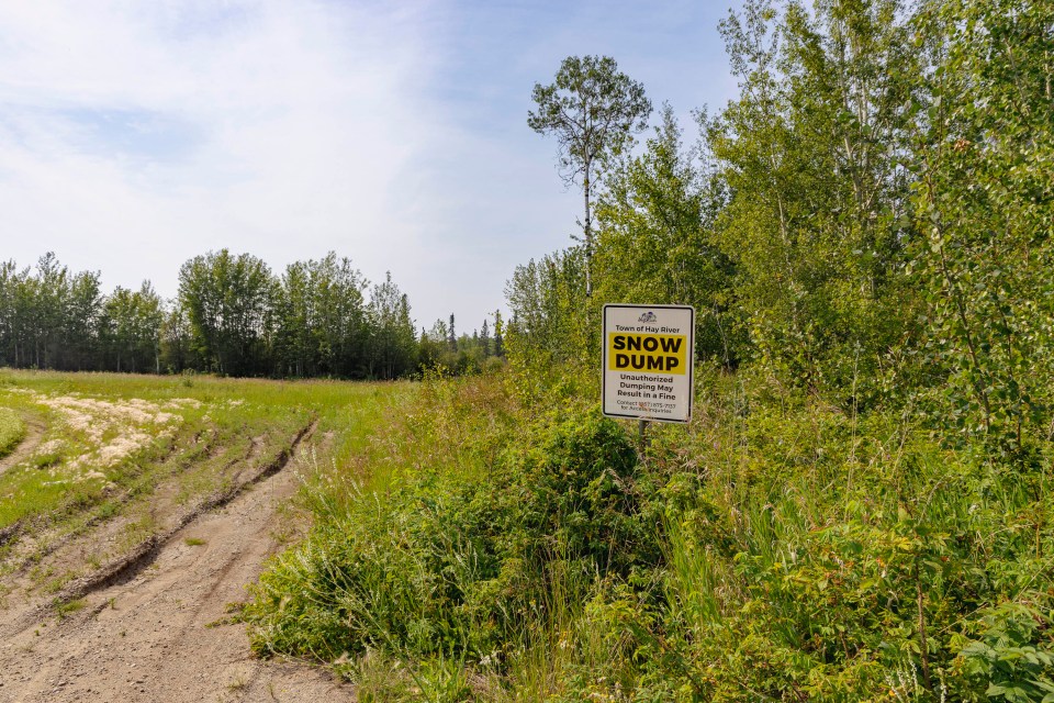 The site earmarked for a new Hay River cemetery. Ollie Williams/Cabin Radio