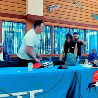 Delegates from Aklavik's Ehdiitat Gwich'in Council leave the Gwich'in Annual Assembly mid-meeting on August 22, 2025 in a still from a Gwich'in Tribal Council live stream.