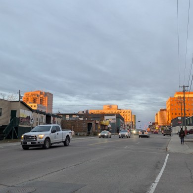 Franklin Avenue the morning of October 10, 2025. Sarah Pruys/Cabin Radio