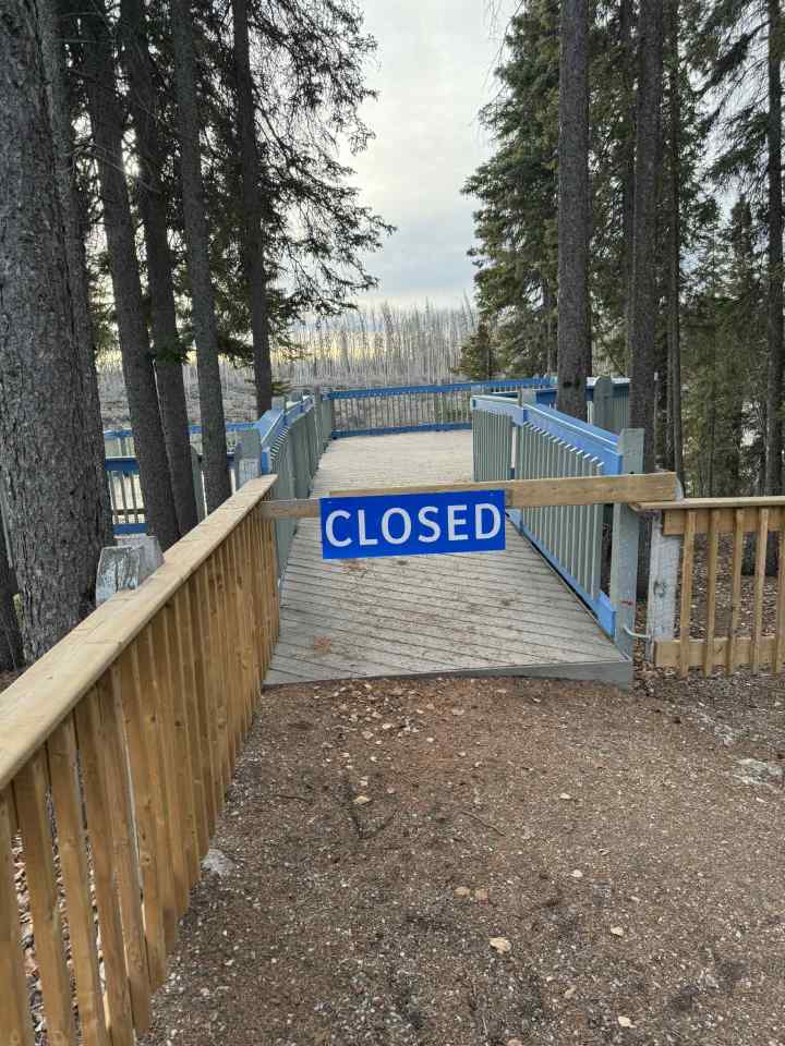 A closed viewing platform near Alexandra Falls. Photo: Scott Clouthier