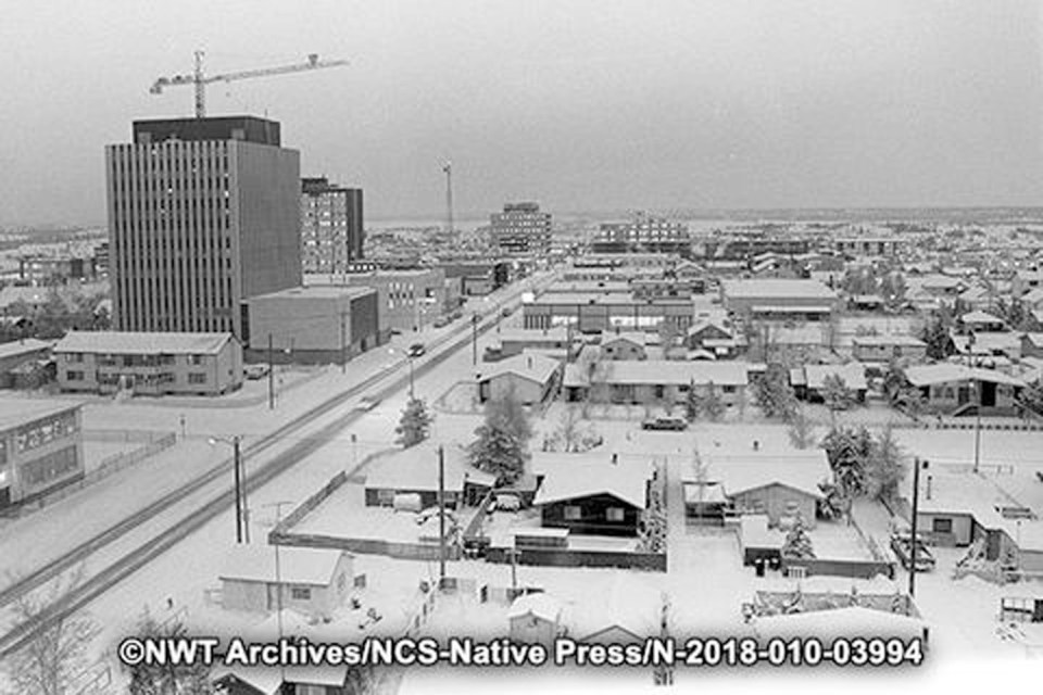 Downtown Yellowknife with the Precambrian building under construction. Tessa Macintosh/NWT Archives/Native Communications Society fonds - Native Press photograph collection/N-2018-010: 03994