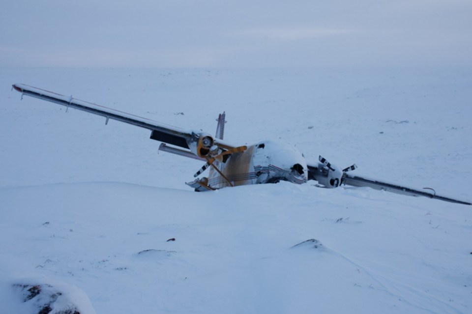An Air Tindi image of the wrecked aircraft.