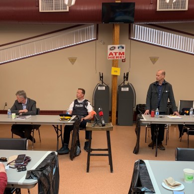 From left: Dyson Smith, Jay MacDonald, Byron Donovan, Robert Hawkins and Kieron Testart at a follow up town hall on public safety hosted by Hawkins and Testart. Alice Twa/Cabin Radio