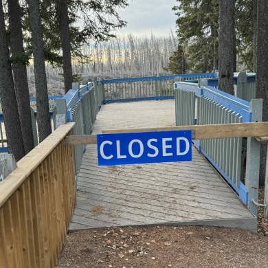 A closed viewing platform near Alexandra Falls. Photo: Scott Clouthier