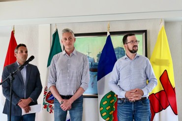 From left: Yukon Premier Dixon Currie, NWT Premier RJ Simpson and Nunavut Premier John Main. Emily Blake/Cabin Radio
