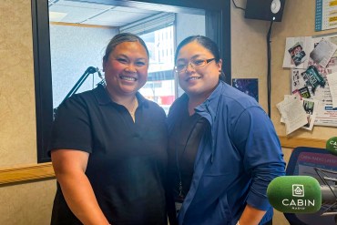 Sousanh Chanthalangsy, left, and Linda Khoungkong. Jasmine Nasogaluak/Cabin Radio