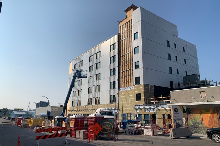 A 50‑unit social housing multiplex under construction in Yellowknife. Alice Twa/Cabin Radio
